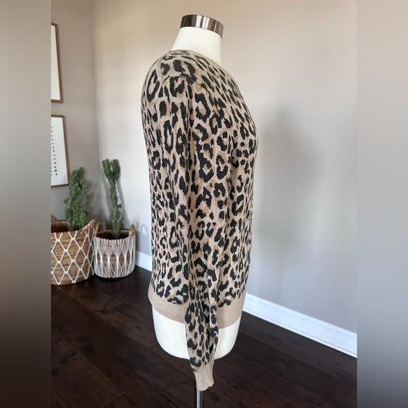 EUC J Crew Merino Wool Leopard Teddy Crewneck Pullover Sweater - Picture 5 of 11